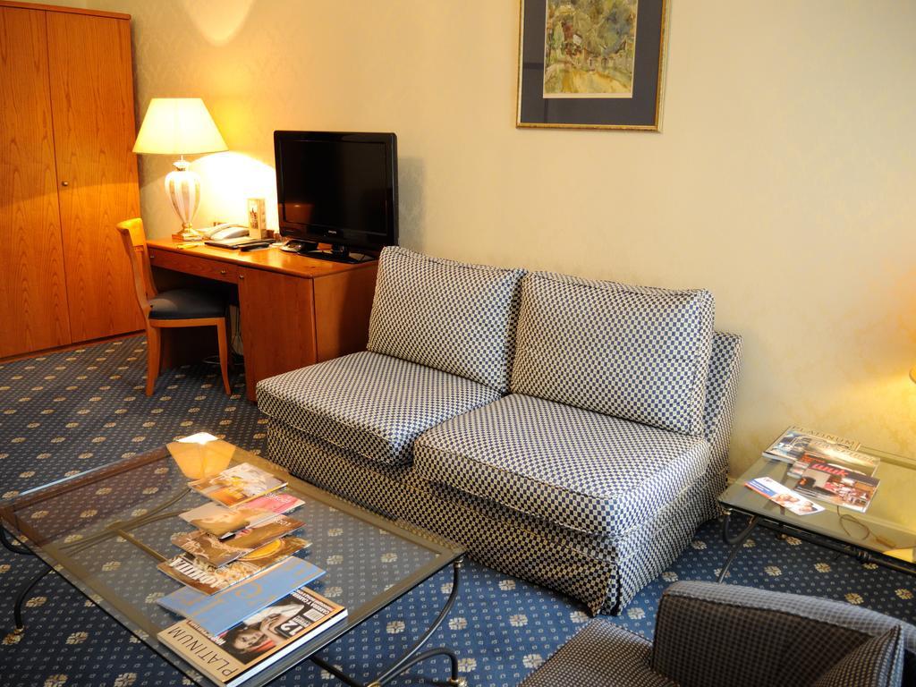 Grand Hotel Ukraine Dnipro Ngoại thất bức ảnh